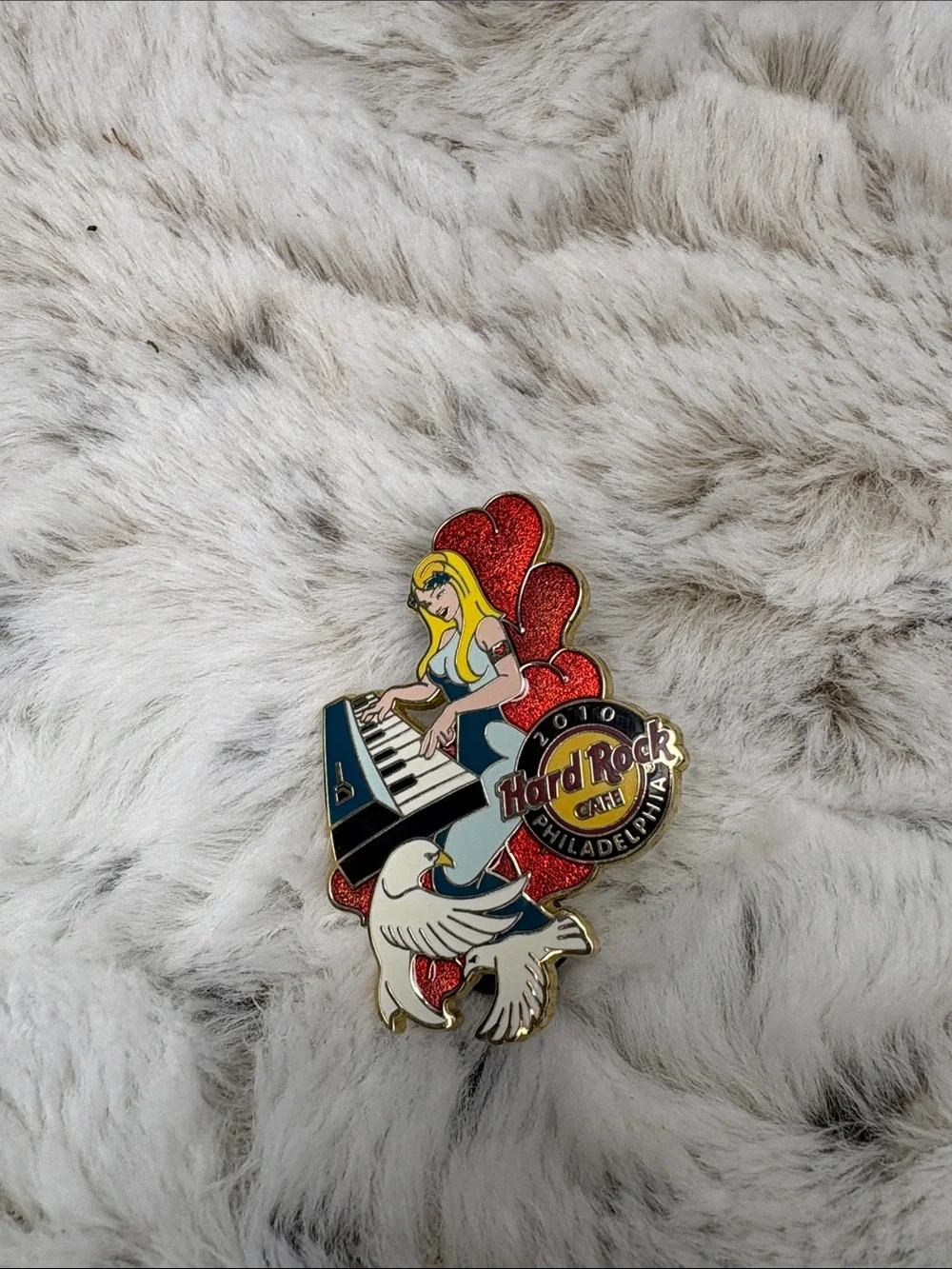 2010 Hard Rock Cafe Philadelphia Collector’s Pin